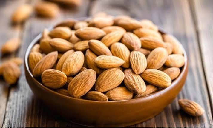 Almond 1kg - Image 2